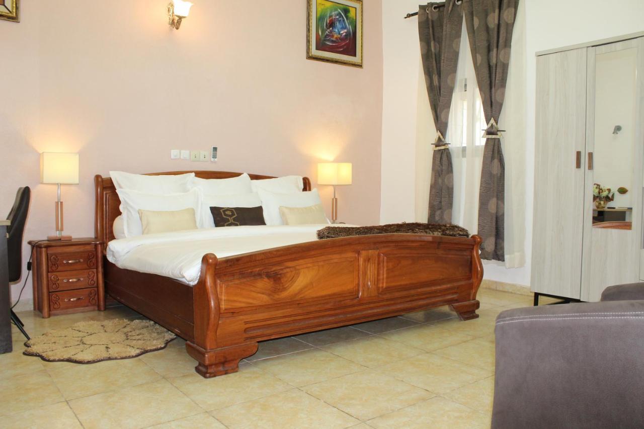 Complexe Hotelier Olympe Korhogo ภายนอก รูปภาพ