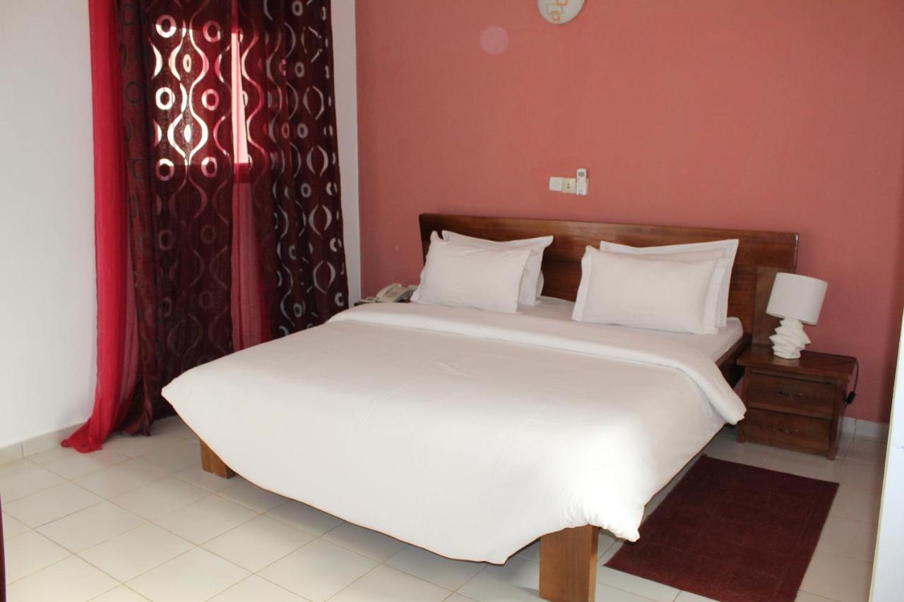 Complexe Hotelier Olympe Korhogo ภายนอก รูปภาพ
